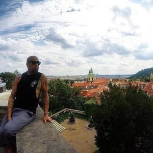 Meet your Posher, Ernie